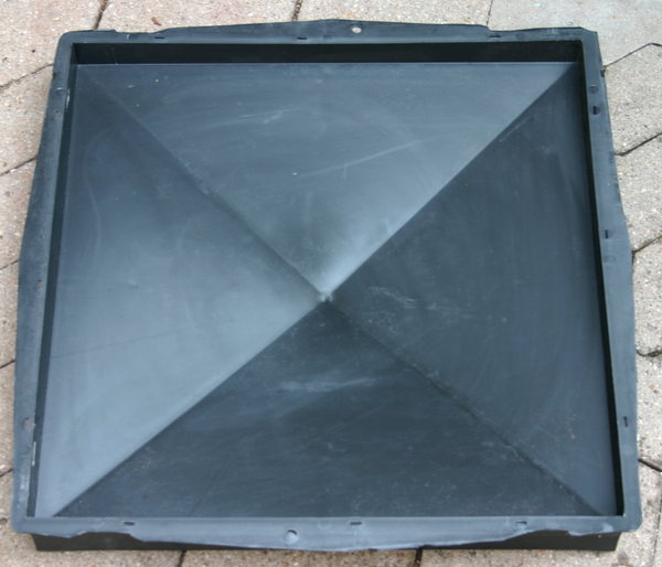Pfeilerabdeckung 371, Form 49 cm x 49 cm (glatt)